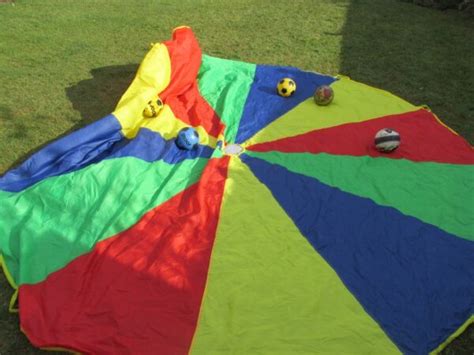 17 Brilliant Parachute Games For PE (For All Ages).